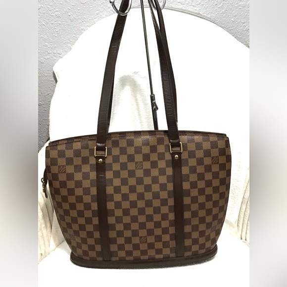 Louis Vuitton Bags - Picture 1 of 16